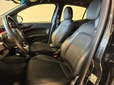 Fiat Argo Hgt 1.8 16v 2017/2018 SIM VEÍCULOS PORTO ALEGRE / Carros no Vale