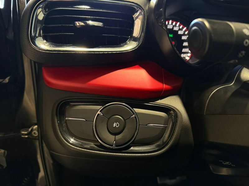 Fiat Argo Hgt 1.8 16v 2017/2018 SIM VEÍCULOS PORTO ALEGRE / Carros no Vale