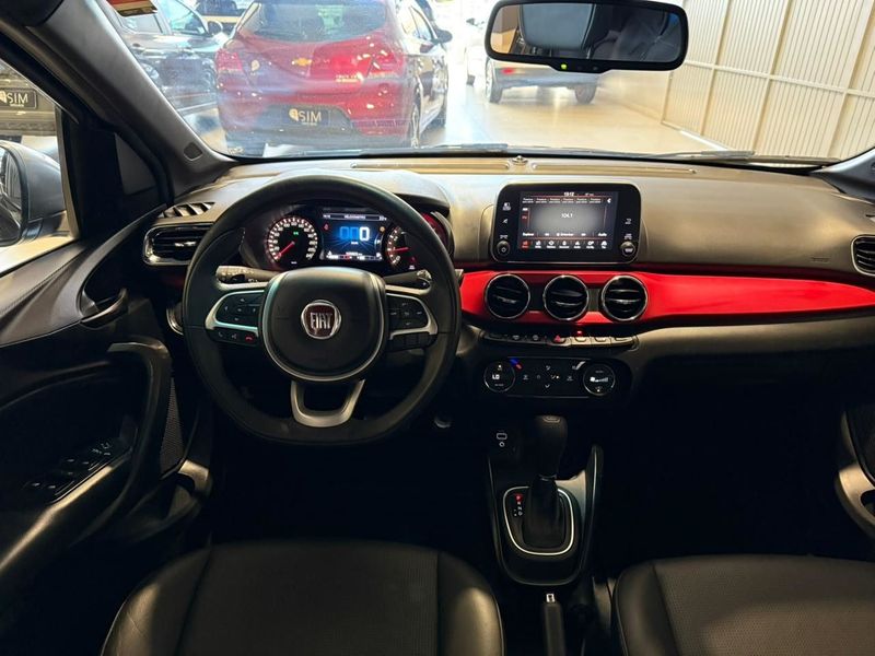 Fiat Argo Hgt 1.8 16v 2017/2018 SIM VEÍCULOS PORTO ALEGRE / Carros no Vale