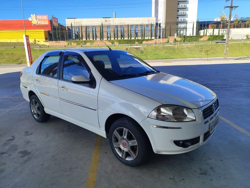 FIAT SIENA 1.0 MPI ELX 8V 2009/2010 HUBNER MULTIMARCAS FARROUPILHA / Carros no Vale