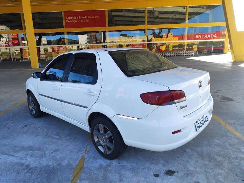 FIAT SIENA 1.0 MPI ELX 8V 2009/2010 HUBNER MULTIMARCAS FARROUPILHA / Carros no Vale