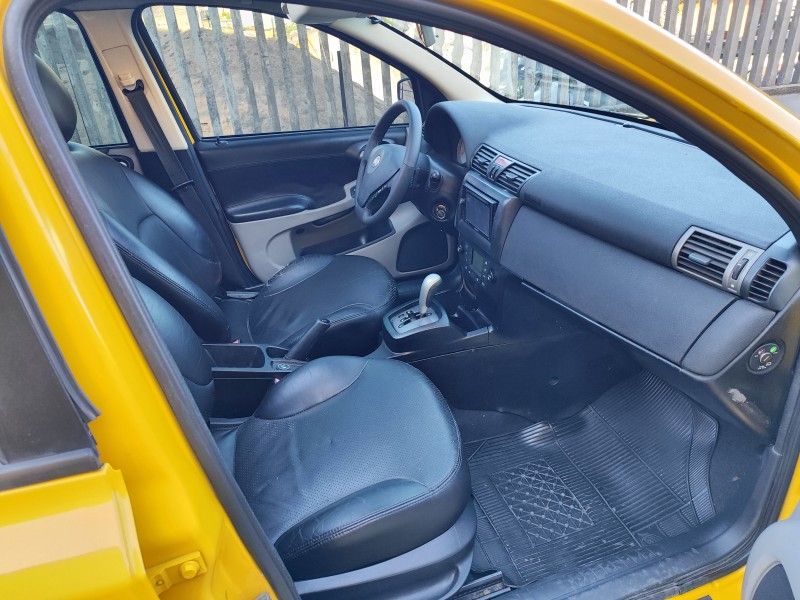 FIAT STILO 1.8 MPI SPORTING 8V 2008/2008 HUBNER MULTIMARCAS FARROUPILHA / Carros no Vale FIAT STILO 1.8 MPI SPORTING 8V 2008/2008 HUBNER MULTIMARCAS FARROUPILHA / Carros no Vale