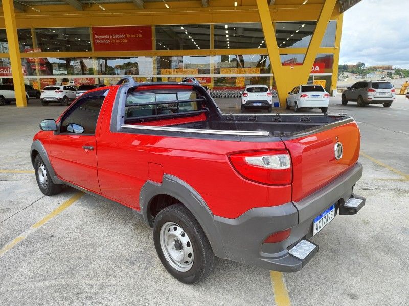 FIAT STRADA 1.4 MPI FIRE CS 8V 2014/2014 HUBNER MULTIMARCAS FARROUPILHA / Carros no Vale