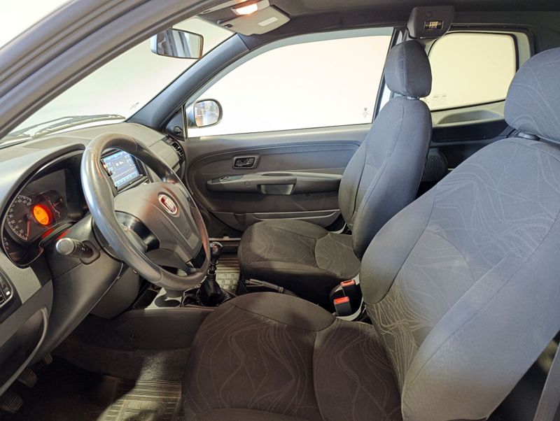 Fiat Strada Hd Wk Cd E 2019/2020 SIM VEÍCULOS PORTO ALEGRE / Carros no Vale