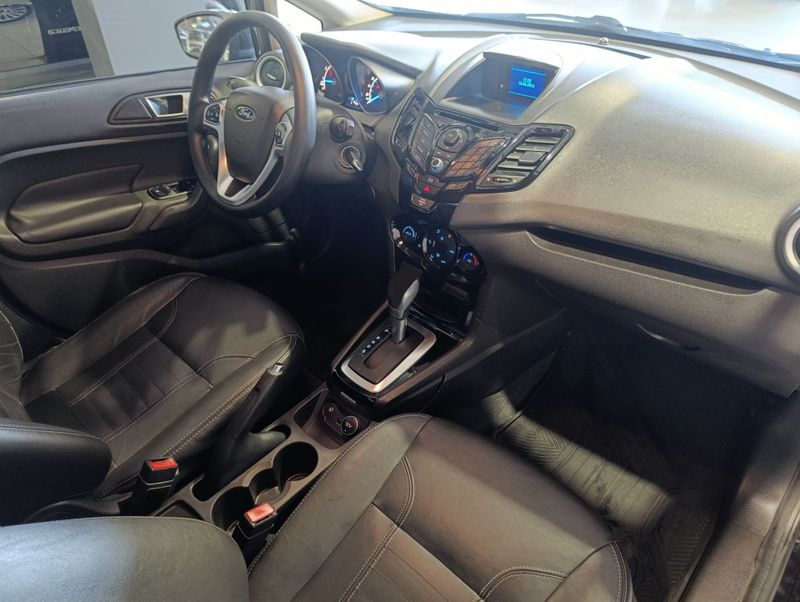 Ford Fiesta Sedan Titanium Powershift 1.6 New 2014/2014 SIM VEÍCULOS PORTO ALEGRE / Carros no Vale
