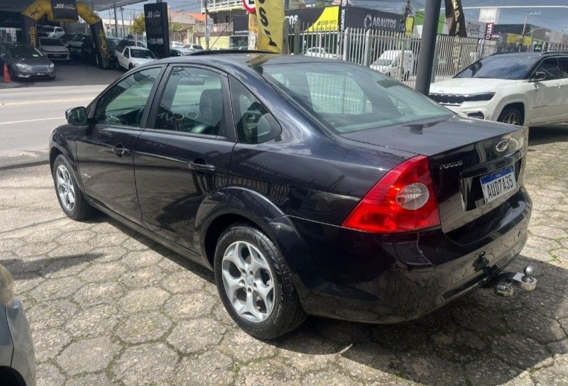FORD FOCUS 2.0 TITANIUM 16V 2012/2012 HUBNER MULTIMARCAS FARROUPILHA / Carros no Vale FORD FOCUS 2.0 TITANIUM 16V 2012/2012 HUBNER MULTIMARCAS FARROUPILHA / Carros no Vale