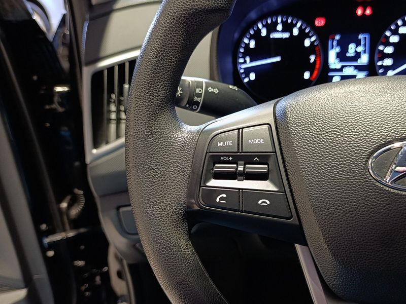 Hyundai Creta 1.6 16v Attitude 2020/2020 SIM VEÍCULOS PORTO ALEGRE / Carros no Vale