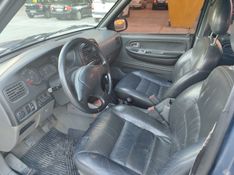 KIA SPORTAGE 2.0 DLX GRAND 4X4 16V 2003/2003 HUBNER MULTIMARCAS FARROUPILHA / Carros no Vale