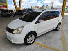 NISSAN LIVINA 1.8 SL 16V 2012/2013 HUBNER MULTIMARCAS FARROUPILHA / Carros no Vale