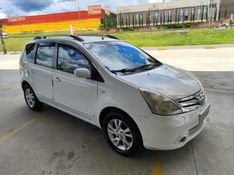 NISSAN LIVINA 1.8 SL 16V 2012/2013 HUBNER MULTIMARCAS FARROUPILHA / Carros no Vale