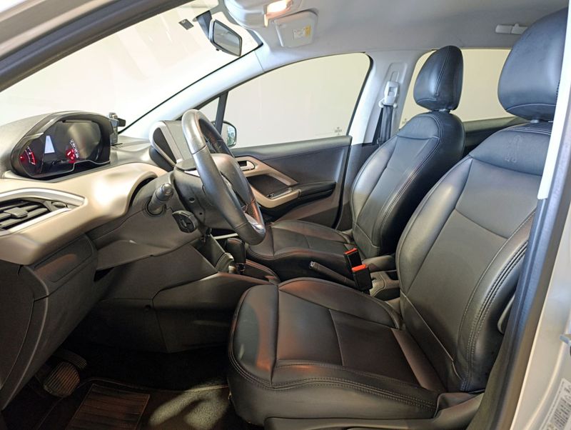 Peugeot 2008 Allure 1.6 2018/2019 SIM VEÍCULOS PORTO ALEGRE / Carros no Vale