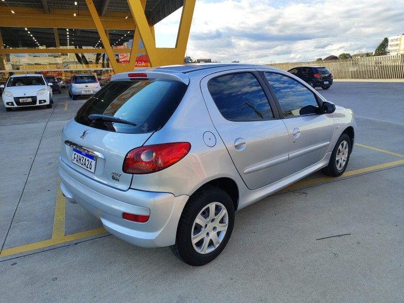 PEUGEOT 207 1.4 XR 8V 2012/2012 HUBNER MULTIMARCAS FARROUPILHA / Carros no Vale