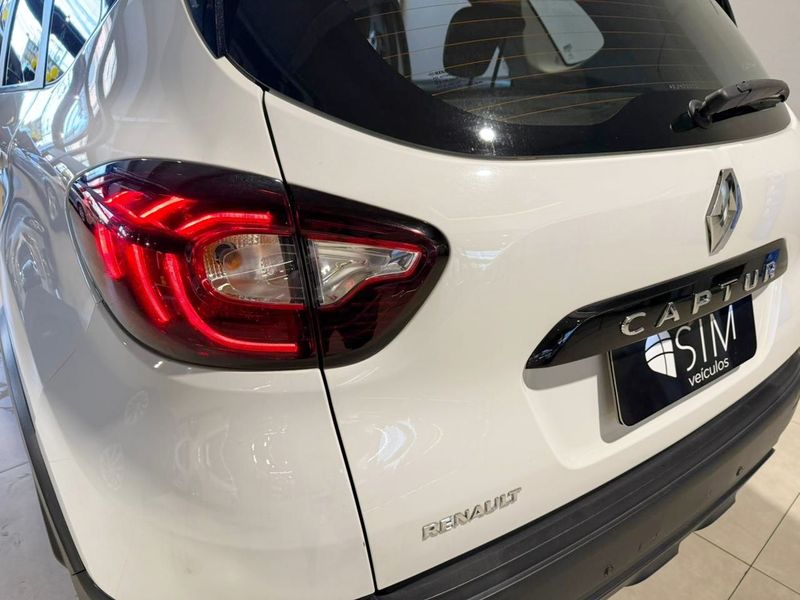 Renault Captur Life 1.6 16v 2018/2019 SIM VEÍCULOS PORTO ALEGRE / Carros no Vale