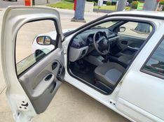 RENAULT CLIO 1.6 AUTHENTIQUE 16V 2007/2007 HUBNER MULTIMARCAS FARROUPILHA / Carros no Vale