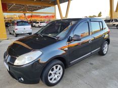 RENAULT SANDERO 1.6 EXPRESSION 8V HI-TORQUE 2010/2010 HUBNER MULTIMARCAS FARROUPILHA / Carros no Vale