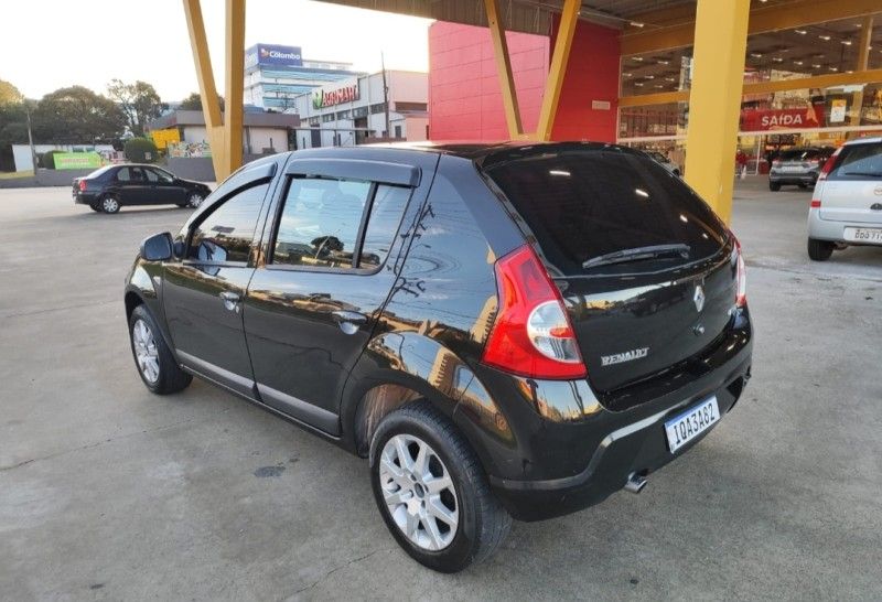 RENAULT SANDERO 1.6 EXPRESSION 8V HI-TORQUE 2010/2010 HUBNER MULTIMARCAS FARROUPILHA / Carros no Vale
