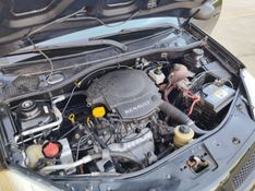 RENAULT SANDERO 1.6 EXPRESSION 8V HI-TORQUE 2010/2010 HUBNER MULTIMARCAS FARROUPILHA / Carros no Vale