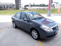 RENAULT SYMBOL 1.6 PRIVILÈGE 16V 2013/2013 HUBNER MULTIMARCAS FARROUPILHA / Carros no Vale