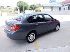 RENAULT SYMBOL 1.6 PRIVILÈGE 16V 2013/2013 HUBNER MULTIMARCAS FARROUPILHA / Carros no Vale