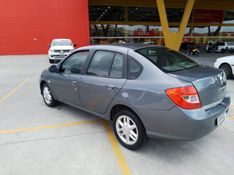 RENAULT SYMBOL 1.6 PRIVILÈGE 16V 2013/2013 HUBNER MULTIMARCAS FARROUPILHA / Carros no Vale