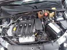 RENAULT SYMBOL 1.6 PRIVILÈGE 16V 2013/2013 HUBNER MULTIMARCAS FARROUPILHA / Carros no Vale