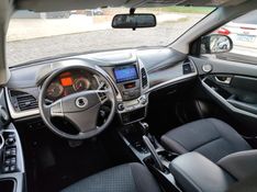 SSANGYONG KORANDO 2.0 GLS 4X4 16V TURBO 2014/2015 HUBNER MULTIMARCAS FARROUPILHA / Carros no Vale