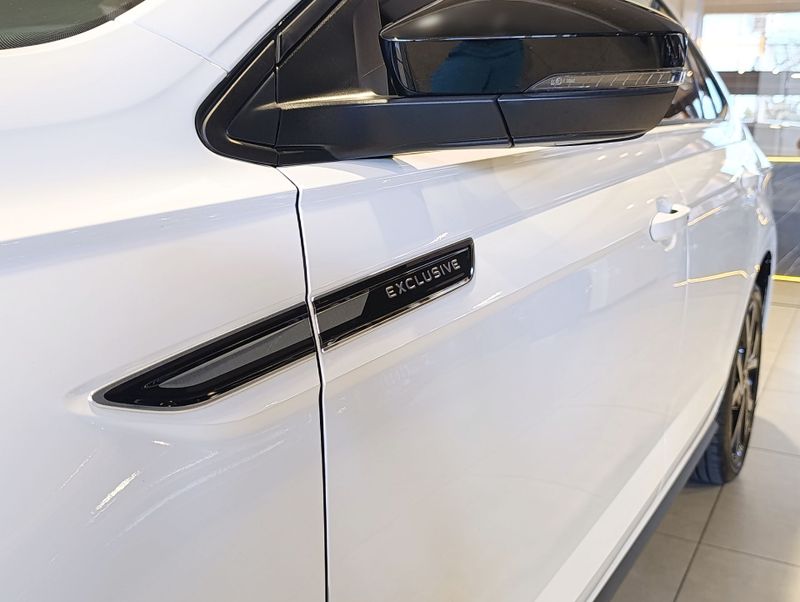 Volkswagen Virtus Exclusive 250 Tsi 1.4 16v 2023/2023 SIM VEÍCULOS PORTO ALEGRE / Carros no Vale