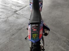 YAMAHA TT-R 230 2013/2014 HUBNER MULTIMARCAS FARROUPILHA / Carros no Vale