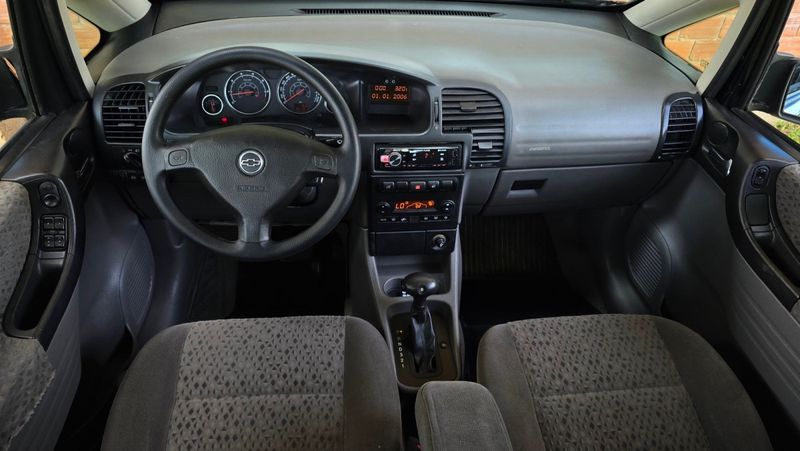 CHEVROLET Zafira Eleg.2.0 MPFI FlexPower 8V 2010/2010 AUTO NÍVEL VEÍCULOS SANTA CRUZ DO SUL / Carros no Vale CHEVROLET Zafira Eleg.2.0 MPFI FlexPower 8V 2010/2010 AUTO NÍVEL VEÍCULOS SANTA CRUZ DO SUL / Carros no Vale