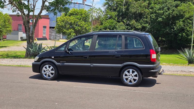 CHEVROLET Zafira Eleg.2.0 MPFI FlexPower 8V 2010/2010 AUTO NÍVEL VEÍCULOS SANTA CRUZ DO SUL / Carros no Vale CHEVROLET Zafira Eleg.2.0 MPFI FlexPower 8V 2010/2010 AUTO NÍVEL VEÍCULOS SANTA CRUZ DO SUL / Carros no Vale