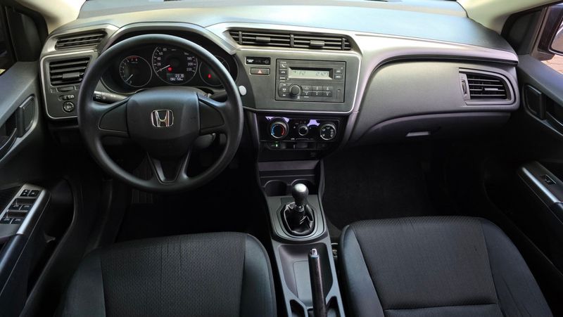 Honda CITY Sedan DX 1.5 16V Mec. 2019/2019 AUTO NÍVEL VEÍCULOS SANTA CRUZ DO SUL / Carros no Vale
