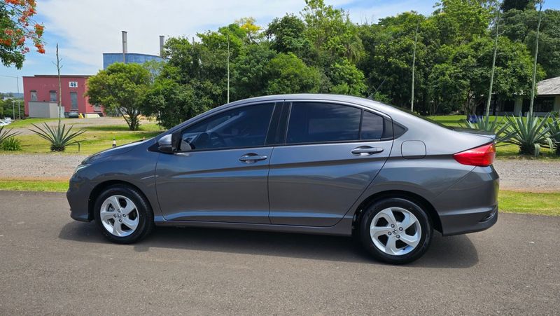 Honda CITY Sedan DX 1.5 16V Mec. 2019/2019 AUTO NÍVEL VEÍCULOS SANTA CRUZ DO SUL / Carros no Vale