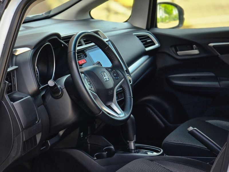 Honda WR-V EXL 1.5 Flexone 16V 2017/2018 AUTO NÍVEL VEÍCULOS SANTA CRUZ DO SUL / Carros no Vale Honda WR-V EXL 1.5 Flexone 16V 2017/2018 AUTO NÍVEL VEÍCULOS SANTA CRUZ DO SUL / Carros no Vale