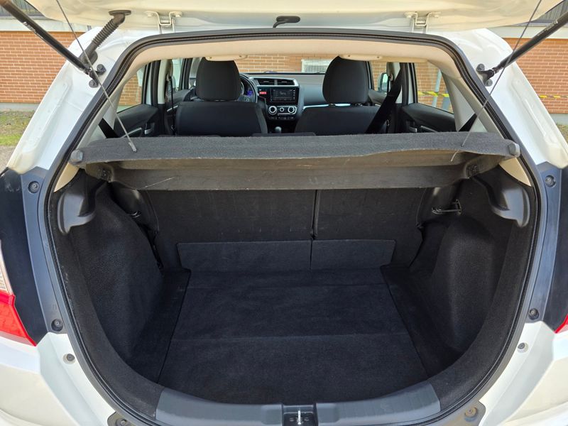 Honda WR-V EXL 1.5 Flexone 16V 2017/2018 AUTO NÍVEL VEÍCULOS SANTA CRUZ DO SUL / Carros no Vale Honda WR-V EXL 1.5 Flexone 16V 2017/2018 AUTO NÍVEL VEÍCULOS SANTA CRUZ DO SUL / Carros no Vale