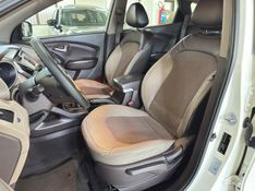 HYUNDAI IX35 2.0 MPI 4X2 16V 2012/2013 SUL SERRA MOTORS CAXIAS DO SUL / Carros no Vale