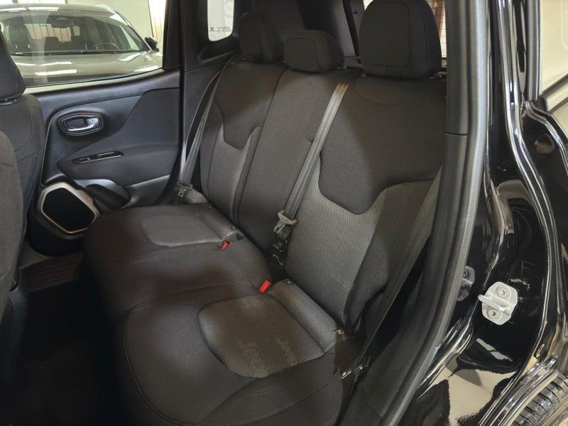 JEEP RENEGADE 1.8 16V SPORT 2016/2017 SUL SERRA MOTORS CAXIAS DO SUL / Carros no Vale