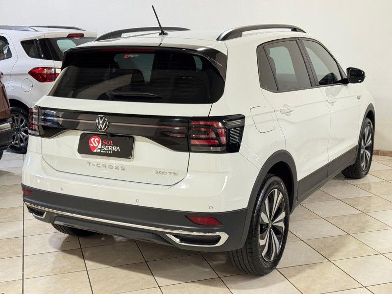 VOLKSWAGEN T-CROSS 1.0 COMFORTLINE TSI 2023/2023 SUL SERRA MOTORS CAXIAS DO SUL / Carros no Vale VOLKSWAGEN T-CROSS 1.0 COMFORTLINE TSI 2023/2023 SUL SERRA MOTORS CAXIAS DO SUL / Carros no Vale