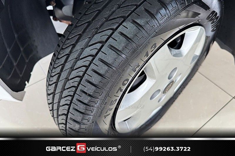 CHEVROLET CELTA 1.0 MPFI LT 8V 2013/2014 GARCEZ VEÍCULOS BENTO GONÇALVES / Carros no Vale