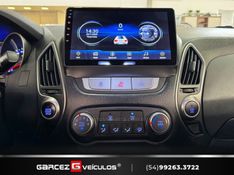 HYUNDAI IX35 2.0 GL 4X2 16V 2017/2018 GARCEZ VEÍCULOS BENTO GONÇALVES / Carros no Vale