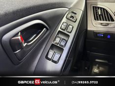 HYUNDAI IX35 2.0 GL 4X2 16V 2017/2018 GARCEZ VEÍCULOS BENTO GONÇALVES / Carros no Vale