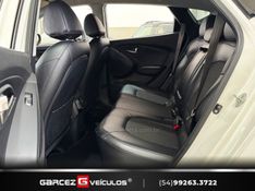 HYUNDAI IX35 2.0 GL 4X2 16V 2017/2018 GARCEZ VEÍCULOS BENTO GONÇALVES / Carros no Vale