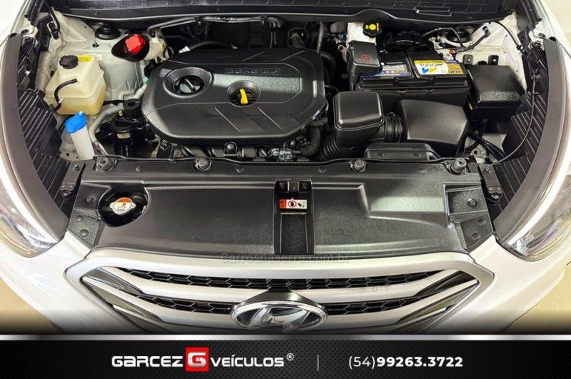 HYUNDAI IX35 2.0 GL 4X2 16V 2017/2018 GARCEZ VEÍCULOS BENTO GONÇALVES / Carros no Vale