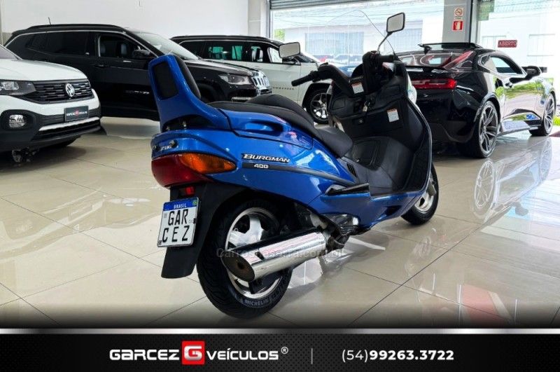 SUZUKI BURGMAN 400 2001/2001 GARCEZ VEÍCULOS BENTO GONÇALVES / Carros no Vale