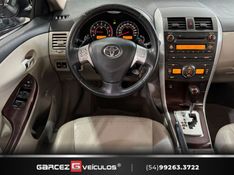 TOYOTA COROLLA 2.0 ALTIS 16V 2012/2013 GARCEZ VEÍCULOS BENTO GONÇALVES / Carros no Vale