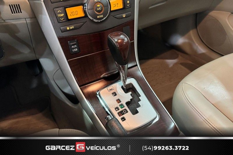 TOYOTA COROLLA 2.0 ALTIS 16V 2012/2013 GARCEZ VEÍCULOS BENTO GONÇALVES / Carros no Vale