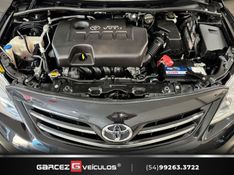 TOYOTA COROLLA 2.0 ALTIS 16V 2012/2013 GARCEZ VEÍCULOS BENTO GONÇALVES / Carros no Vale