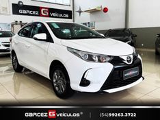 TOYOTA YARIS 1.5 XS CONNECT SEDAN 16V 2022/2023 GARCEZ VEÍCULOS BENTO GONÇALVES / Carros no Vale