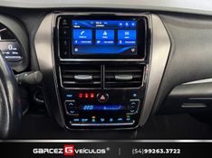 TOYOTA YARIS 1.5 XS CONNECT SEDAN 16V 2022/2023 GARCEZ VEÍCULOS BENTO GONÇALVES / Carros no Vale