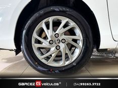 TOYOTA YARIS 1.5 XS CONNECT SEDAN 16V 2022/2023 GARCEZ VEÍCULOS BENTO GONÇALVES / Carros no Vale