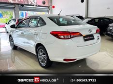 TOYOTA YARIS 1.5 XS CONNECT SEDAN 16V 2022/2023 GARCEZ VEÍCULOS BENTO GONÇALVES / Carros no Vale